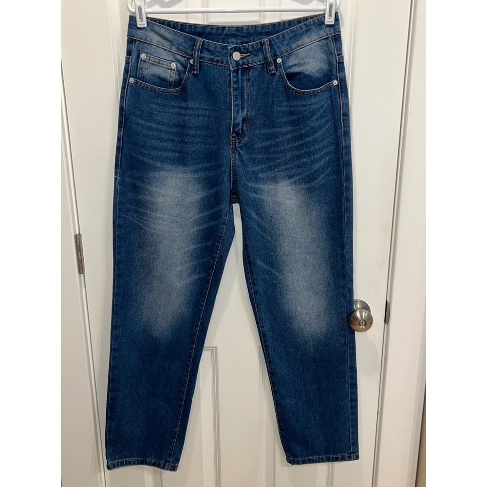 MANFINITY Women's Medium Blue Wash Denim Mom Jeans Cropped